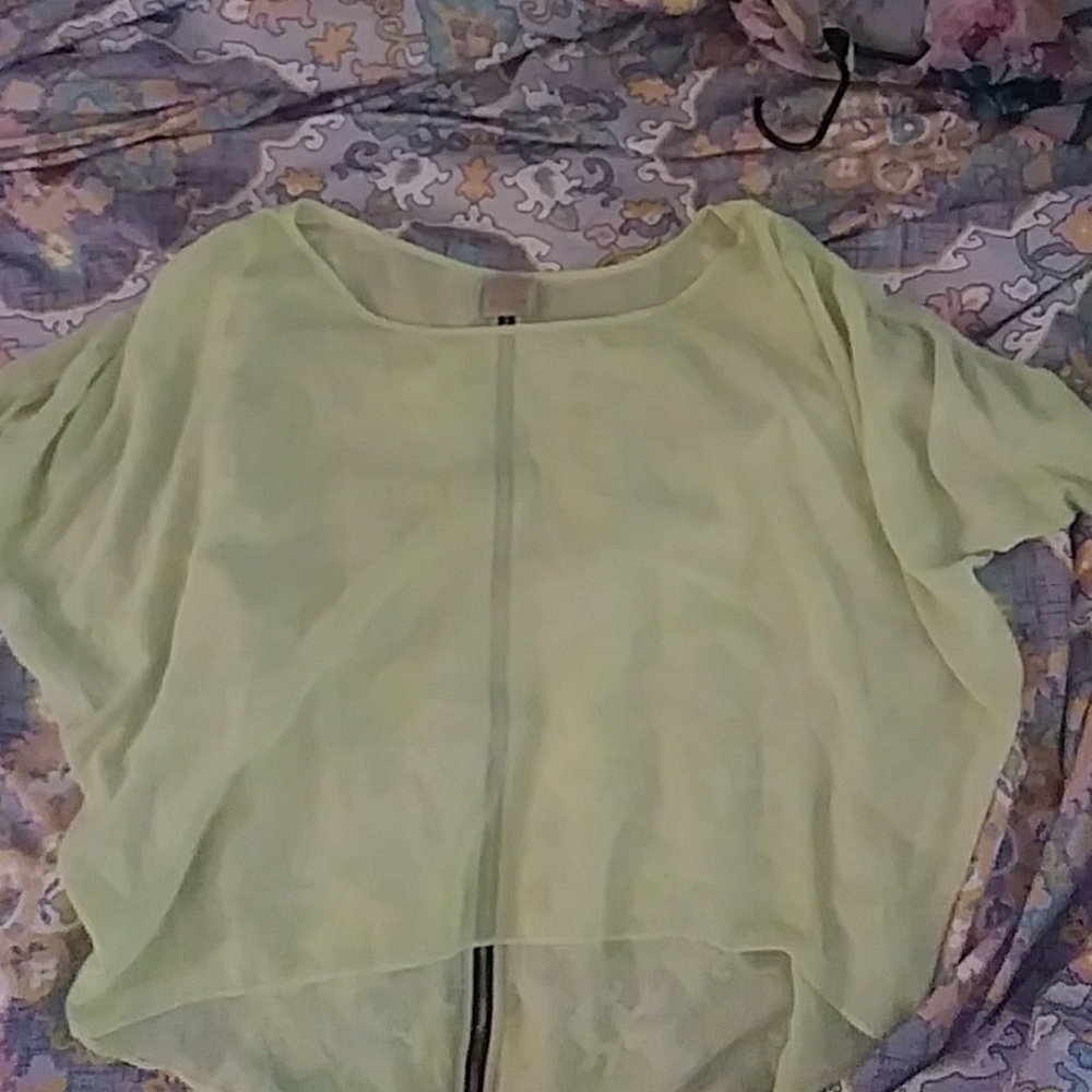 Zipper back top